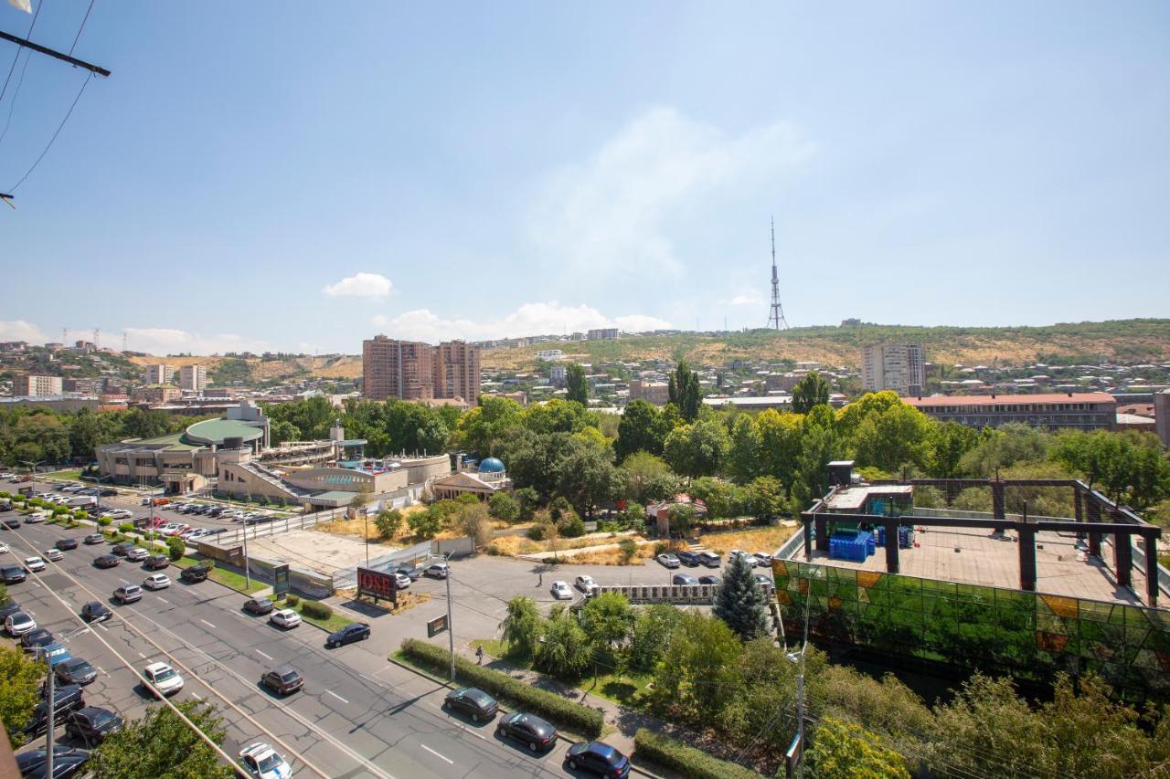 Umba Apartment N4 - Balcony And Mount Ararat View Erivan Exterior foto